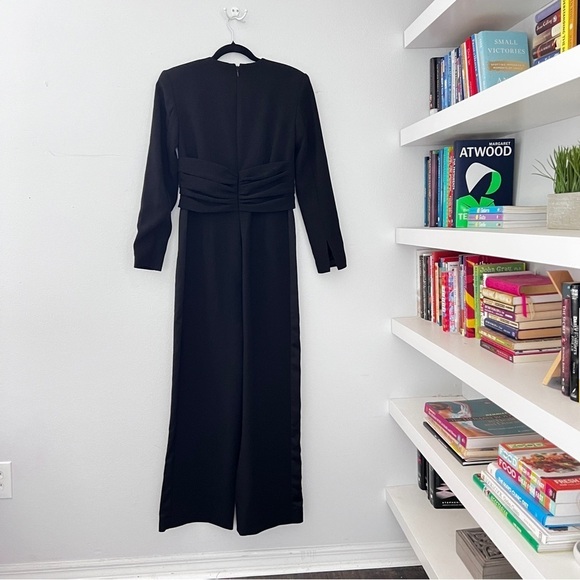 NWT Banana Republic Black Faiza Tuxedo Jumpsuit Size 4 - Picture 6 of 13